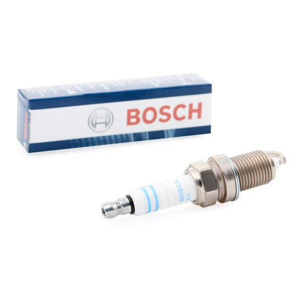 Bosch 1 Pole Nickel Spark Plug 0242229699 (FQR8LEU2) - 1 PC