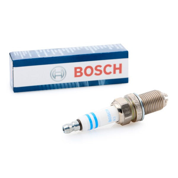 Bosch 4 Poles Platinum Spark Plug 0242236562 (FGR7DQP+) - 1 PC